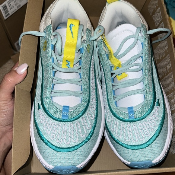 Cosmic Unity 3 - Picture 3 of 3